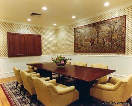 River Hotel 4*